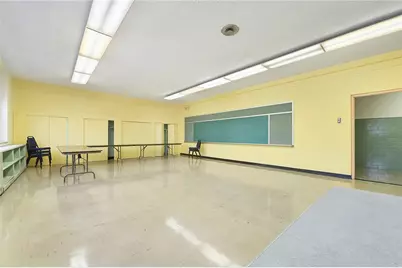 219 W Schwab Ave, Munhall, PA 15120 - Photo 6