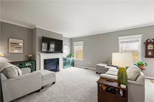 313 Everest Cir, Houston, PA 15342 - Photo 6