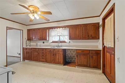 636 6th St, , PA 15927 - Photo 10