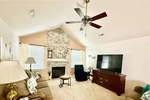 194 Wood Hawk Ln, Franklin Township, PA 16001 - Photo 6