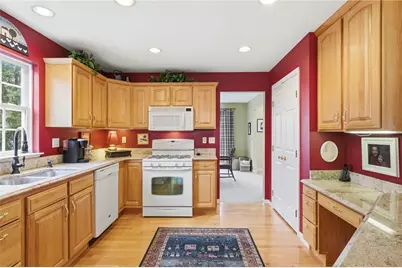 6855 Stephanie Ct, Murrysville, PA 15626 - Photo 10