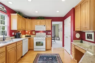 6855 Stephanie Ct, Murrysville, PA 15626 - Photo 10