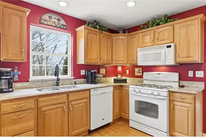 6855 Stephanie Ct, Murrysville, PA 15626 - Photo 12