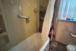 703 Laura St, West Mifflin, PA 15122 - Photo 12