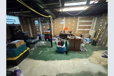 703 Laura St, West Mifflin, PA 15122 - Photo 24