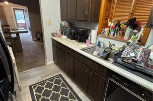 703 Laura St, West Mifflin, PA 15122 - Photo 14