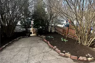 5227 Stanton Ave, Pittsburgh, PA 15201 - Photo 28