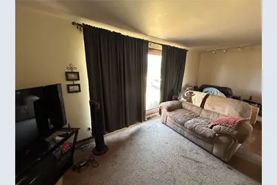 622 Ross Dr, Upper Burrell, PA 15613 - Photo 4