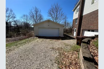 622 Ross Dr, Upper Burrell, PA 15613 - Photo 2