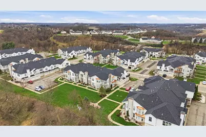 244 Adams Pointe Blvd #10, Adams Township, PA 16046 - Photo 36