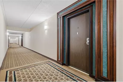 5600 Munhall Rd #902, Pittsburgh, PA 15217 - Photo 8