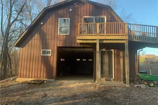 228 Hawthorn Rd, Claysville, PA 15323 - Photo 2