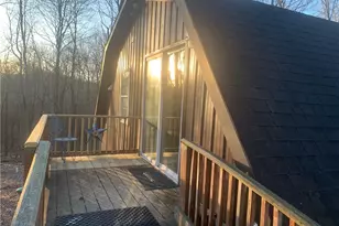 228 Hawthorn Rd, Claysville, PA 15323 - Photo 4