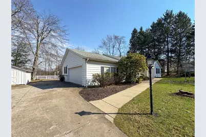 487 Jackson Park Dr, Meadville City, PA 16335 - Photo 2