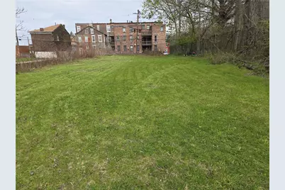 1422 Liverpool Street, Pittsburgh, PA 15233 - Photo 2