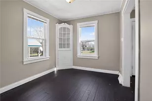 817 Elizabeth St, Wilkins Township, PA 15221 - Photo 10