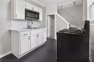 817 Elizabeth St, Wilkins Township, PA 15221 - Photo 14