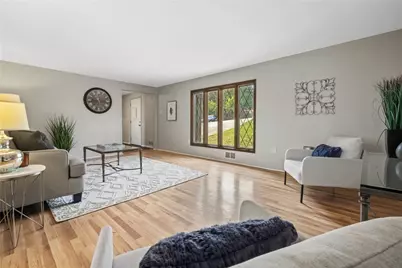 1253 Earlford Dr, Pittsburgh, PA 15227 - Photo 10