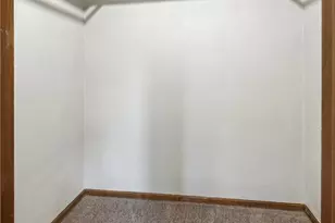 1253 Earlford Dr, Pittsburgh, PA 15227 - Photo 44