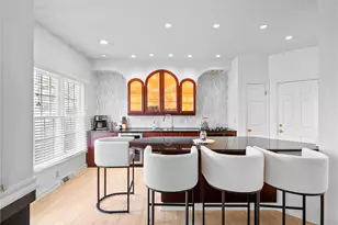 302 Kingsberry Cir, Pittsburgh, PA 15234 - Photo 10