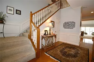 2013 Croghan Dr, Collier Township, PA 15106 - Photo 2