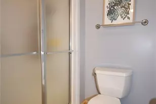 2013 Croghan Dr, Collier Township, PA 15106 - Photo 20