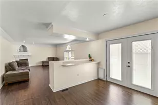 118 Commodore Dr, North Fayette, PA 15057 - Photo 10