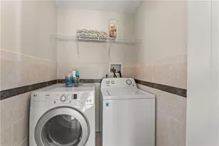 118 Commodore Dr, North Fayette, PA 15057 - Photo 22