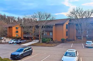 406 McKnight Park Dr, Ross Twp, PA 15237 - Photo 2