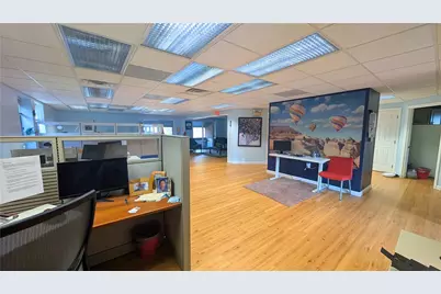 406 McKnight Park Dr, Ross Twp, PA 15237 - Photo 14