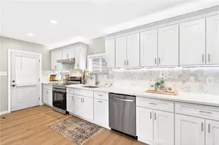 731 Chartiers St, Bridgeville, PA 15017 - Photo 18