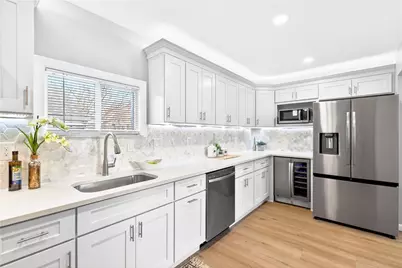 731 Chartiers St, Bridgeville, PA 15017 - Photo 16