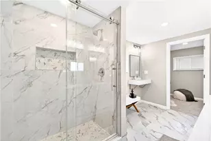 731 Chartiers St, Bridgeville, PA 15017 - Photo 32