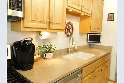 148 Courtney Dr, Verona, PA 15147 - Photo 6