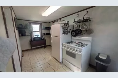 135 Main St, Bruin Boro, PA 16022 - Photo 12