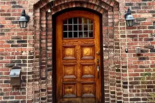 1252 Bellerock St, Murdoch Farms, PA 15217 - Photo 2