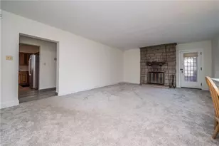 6100 Wellesley Ave, Pittsburgh, PA 15206 - Photo 4