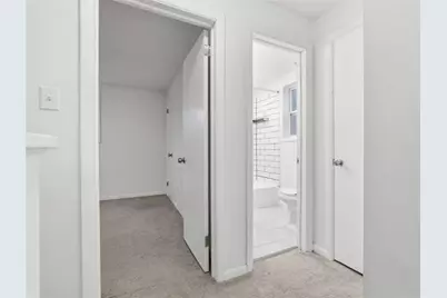 5843 Wilson Dr, Bethel Park, PA 15102 - Photo 14