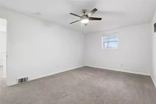 5843 Wilson Dr, Bethel Park, PA 15102 - Photo 18