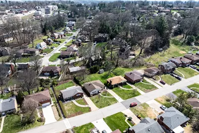 4353 E Barlind Dr, Pittsburgh, PA 15227 - Photo 34