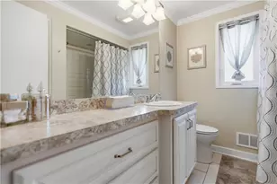 4353 E Barlind Dr, Pittsburgh, PA 15227 - Photo 16