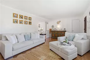 4353 E Barlind Dr, Pittsburgh, PA 15227 - Photo 4