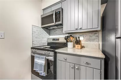 238 Meadowbrook Dr, New Wilmington Boro, PA 16142 - Photo 12