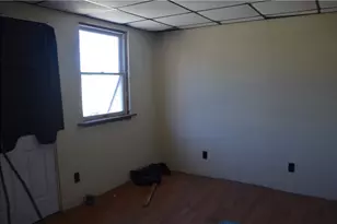 639 Washington Ave, Charleroi Boro, PA 15022 - Photo 32