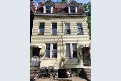 1318 Halsey Pl, Marshall Shadeland, PA 15212 - Photo 2