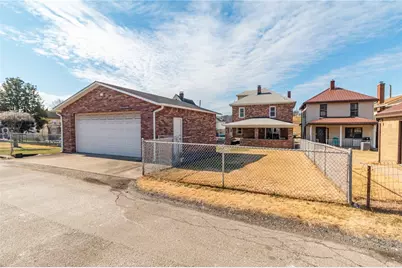 923 Vermont Ave, Glassport, PA 15045 - Photo 34