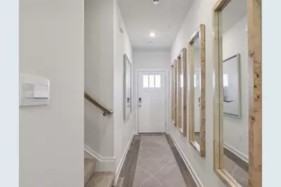 156 River Ridge Dr, Moon/Crescent Twp, PA 15108 - Photo 4