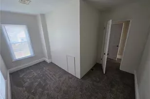 113 1/2 13th St, Jeannette, PA 15644 - Photo 8