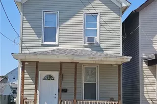 113 1/2 13th St, Jeannette, PA 15644 - Photo 1