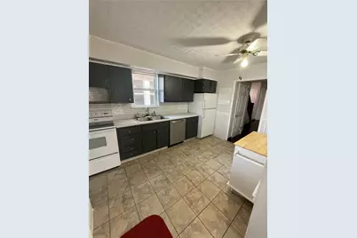 424 N 3rd St, Clairton, PA 15025 - Photo 4